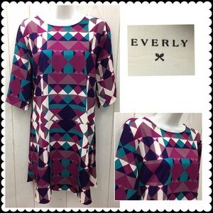 EVERLY Shift Dress Sz Medium